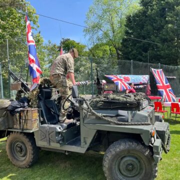 VE DAy Air Portable Land Rover 2